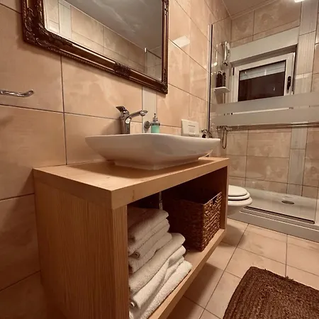 Aya - With Sauna And Outdoor Swimming Pool *