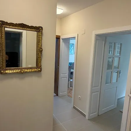 Aya - With Sauna And Outdoor Swimming Pool *