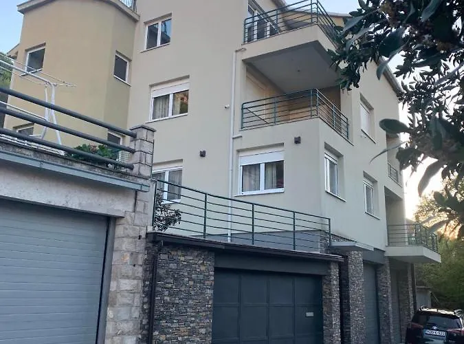 Appartement Aya - With Sauna And Outdoor Swimming Pool *