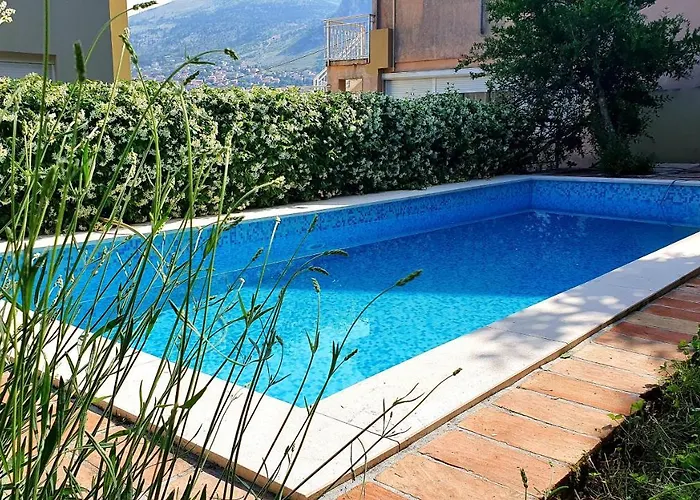 Daire Aya - With Sauna And Outdoor Swimming Pool *