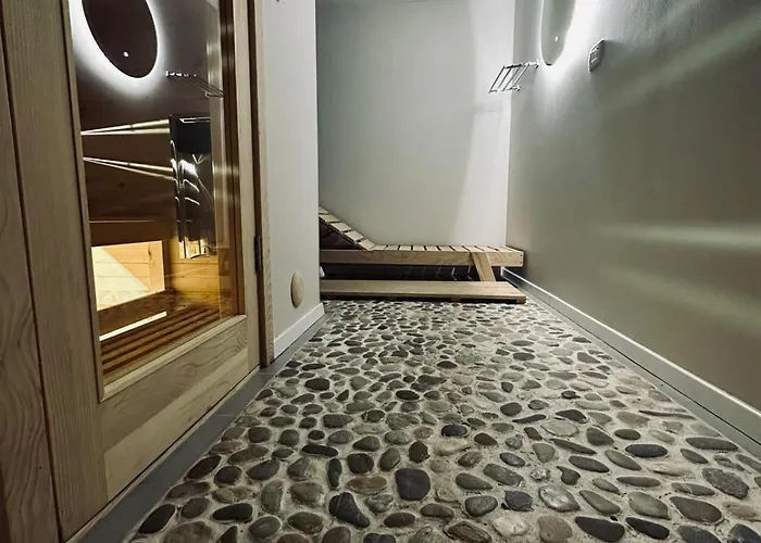 Aya - With Sauna And Outdoor Swimming Pool *