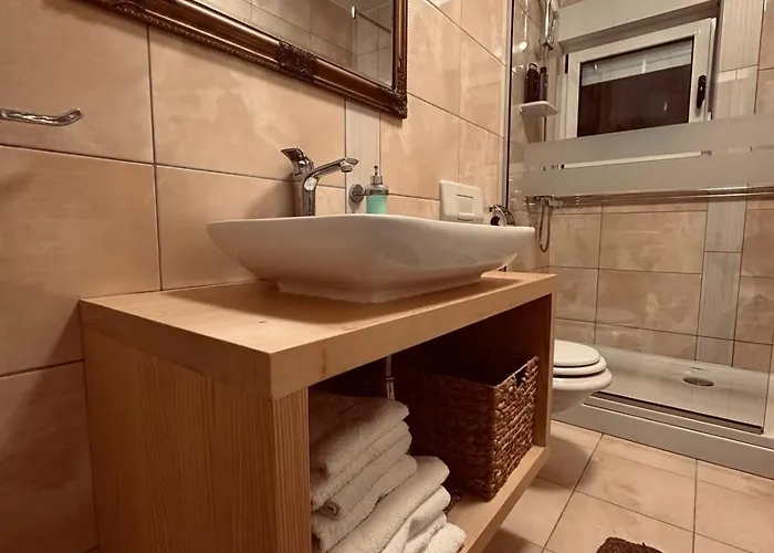 Aya - With Sauna And Outdoor Swimming Pool *