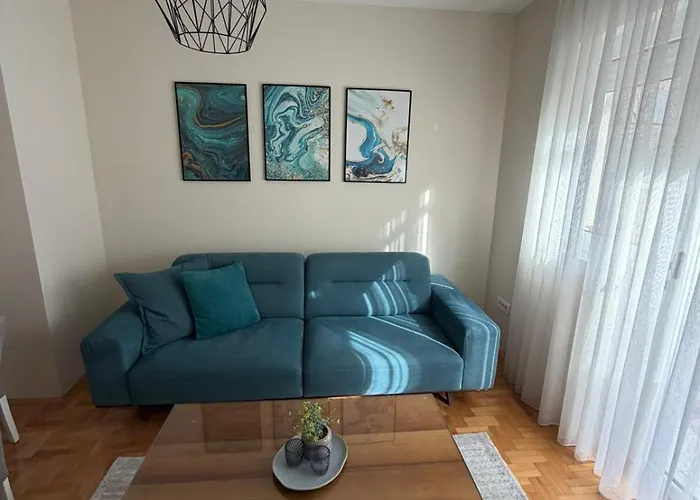 Aya - With Sauna And Outdoor Swimming Pool