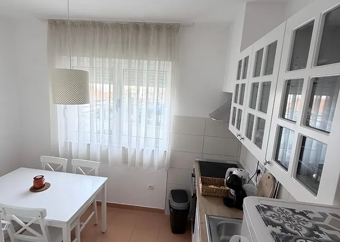 Aya - With Sauna And Outdoor Swimming Pool Daire Mostar